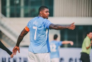 开云体育网页版登录入口-深圳新鹏城泰国冬训进行首场热身赛，0比1不敌泰超球队泰港！