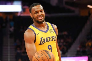 效仿科比JB，布朗尼詹姆斯：我现在得分不行，要靠防守才能有机会