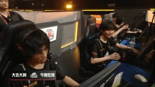 开云体育官网-PCL秋季赛周中赛W2D3R5：4AM吃鸡，单局12淘汰