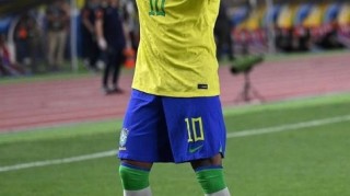 开云官方网-冲击第六冠！33岁内马尔发文祝贺巴西：挺进世界杯，冲击第六冠