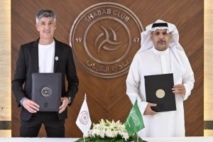 官方：前皇社主帅阿尔古亚西尔执教利雅得青年人