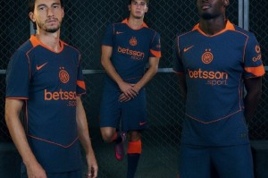 开云体育app下载-连接过去与未来，国米第三球衣正式发布：灰+橙 致敬Total 90时代