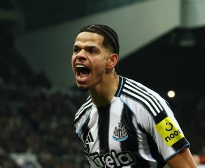 开云体育app下载-替补神兵！奥苏拉16场英超267分钟进2球，为对阵曼联、利物浦打进